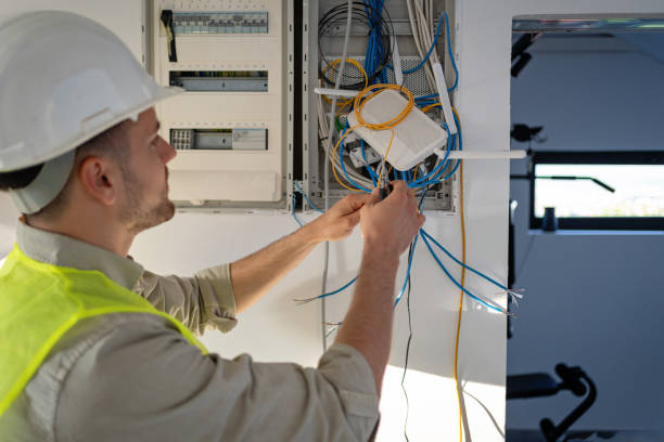 Best Circuit Breaker Repair  in Pineville, LA